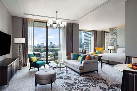 Contemporary Grand Deluxe Room .